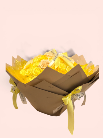 Aranjamente Premium - Buchet Sunshine cu Trandafiri Galbeni și Crem