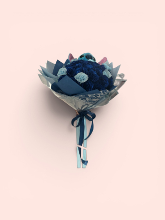 Buchete - Buchet Stitch Dream cu Trandafiri Albaștri și Pluș Stitch