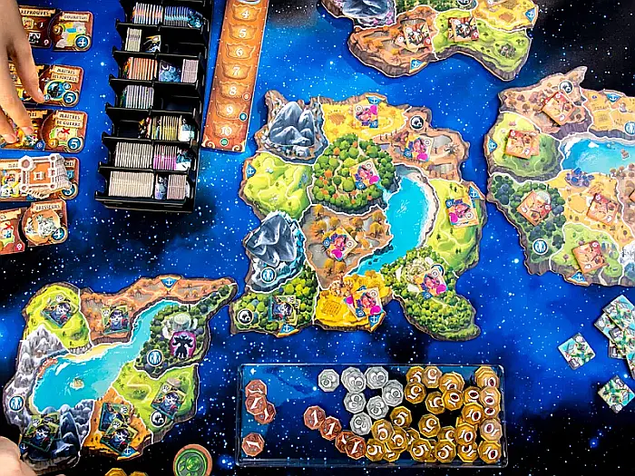 Small World of Warcraft [2]