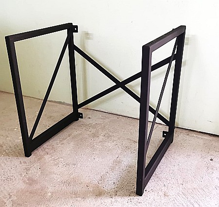 Rack - suport vertical pentru două baterii Pylontech US3000C și US5000 [1]