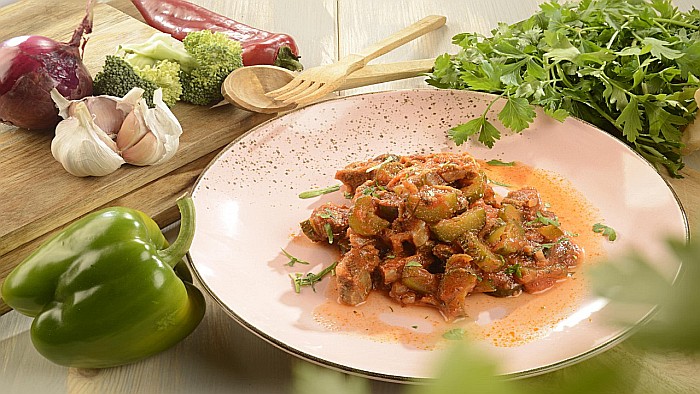 Mâncare De Castraveți Murați Cu Carne De Mânzat [1]