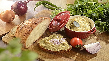 Aperitive tradiționale - Salată De Vinete