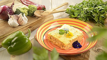 Mâncăruri tradiționale - Musaca De Dovlecei Și Carne Pui