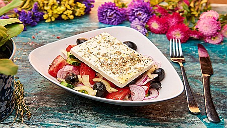 Internațional - Salată Grecească