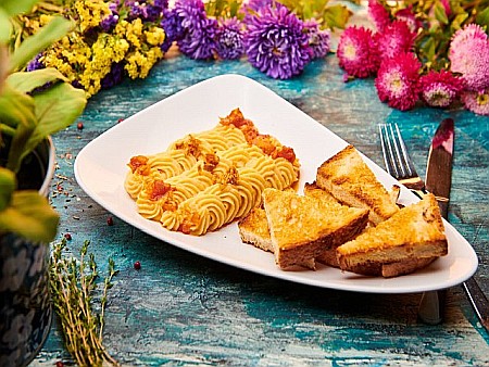 Masa de Craciun Si Revelion - Fasole Bătută Cu Ceapă Călită - 1 Kg