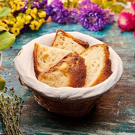 Masa de Craciun Si Revelion - Paine De Casa - Aprox. 800 G