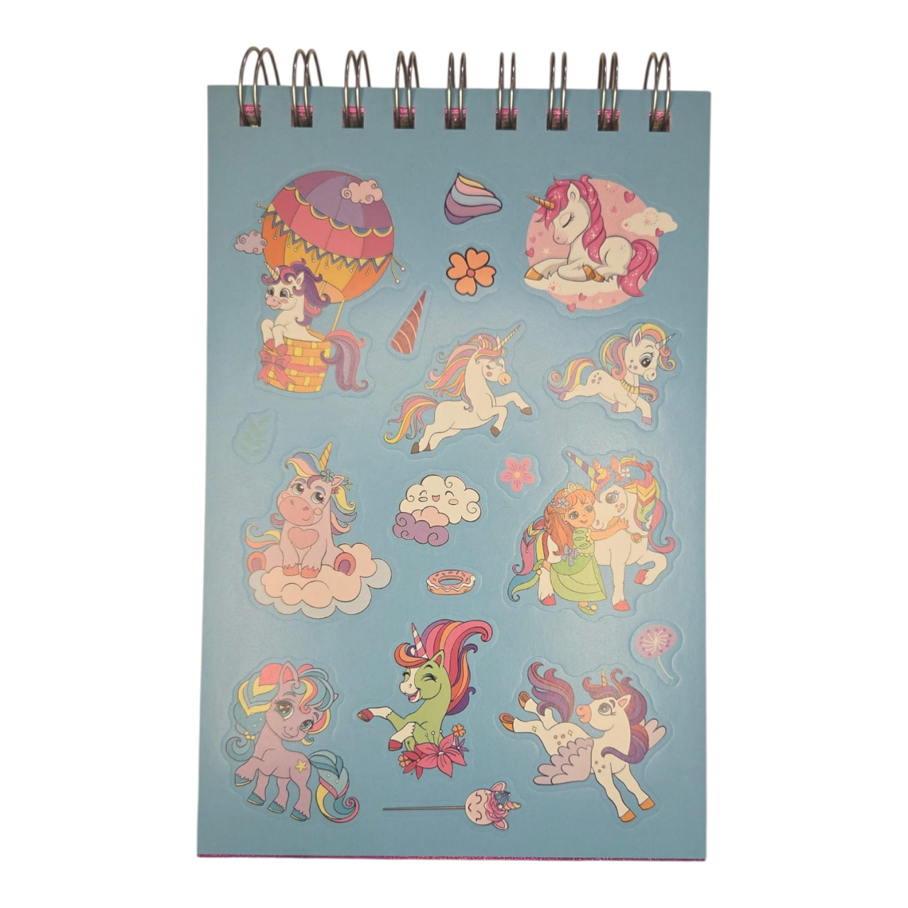 Carte cu stickere - Unicorni [4]