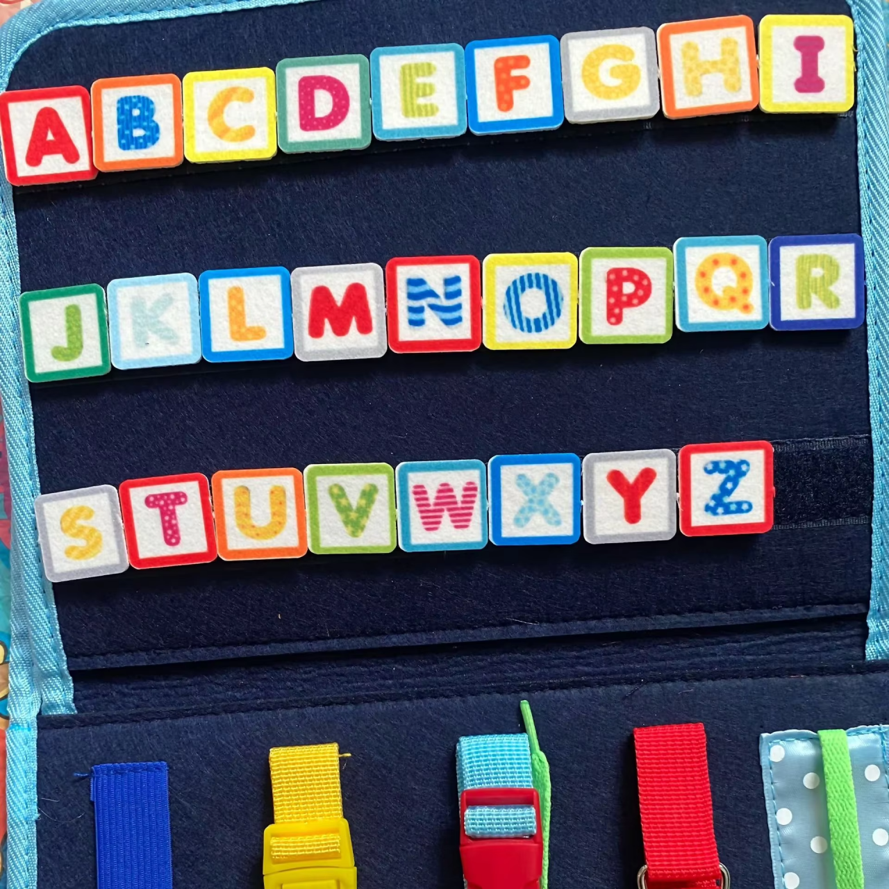 carte-senzoriala-activitati-montessori-geanta.jpg [5]