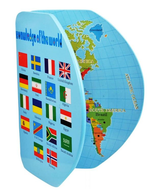 Harta lumii din lemn, cu 36 steaguri [4]