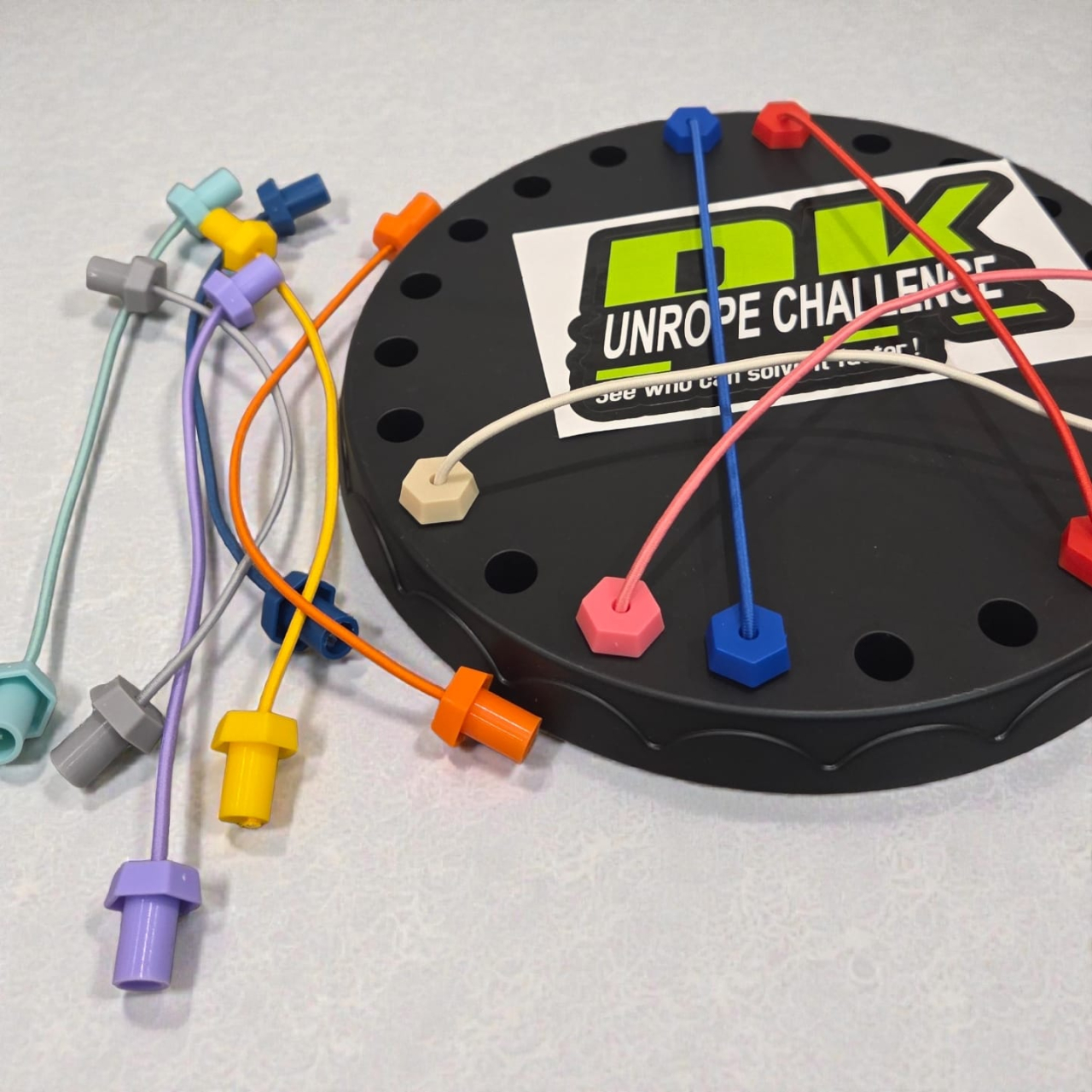 Joc senzorial Montessori cu șnururi [3]