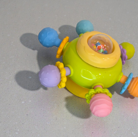 Jucării de dentiție - Jucărie multi-senzorială cu ventuză pentru bebeluși, din silicon, 0–18 luni
