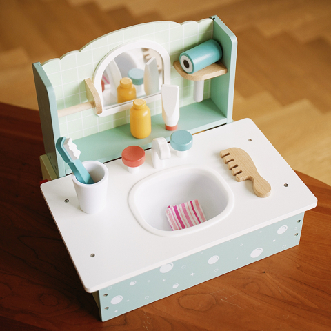De rol - Set de Toaletă Montessori din Lemn
