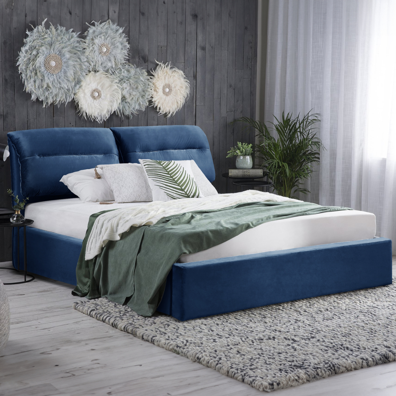 BED WITH MATTRESS and STORAGE SPACE KENDRA HM10809.18 BLUE VELVET--FOR MATTRESS 160x200cm. [2]
