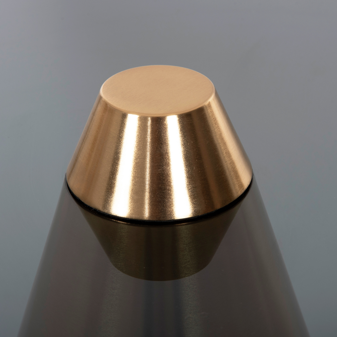 COFFEE TABLES 2PCS REBEN HM9919 METAL IN GOLD-BLACK GLASS TOP Φ80 and Φ60 cm. [6]