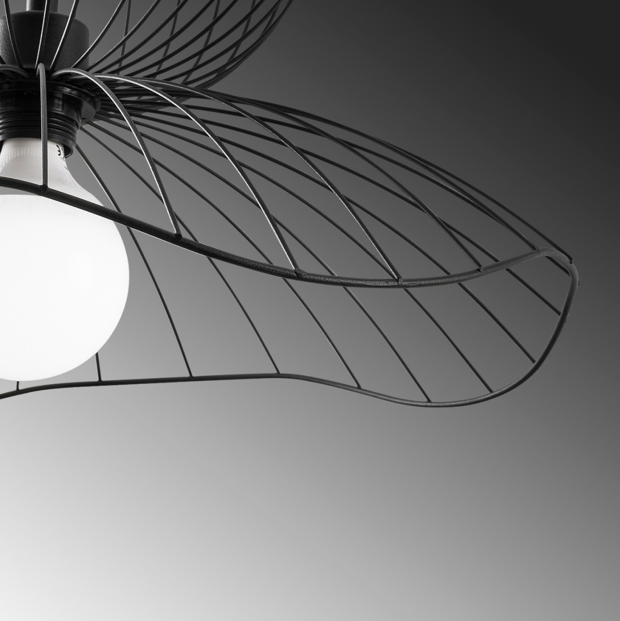 METALLIC PENDANT LIGHT IN BLACK E27 HM7232 50x50x121 cm. [7]