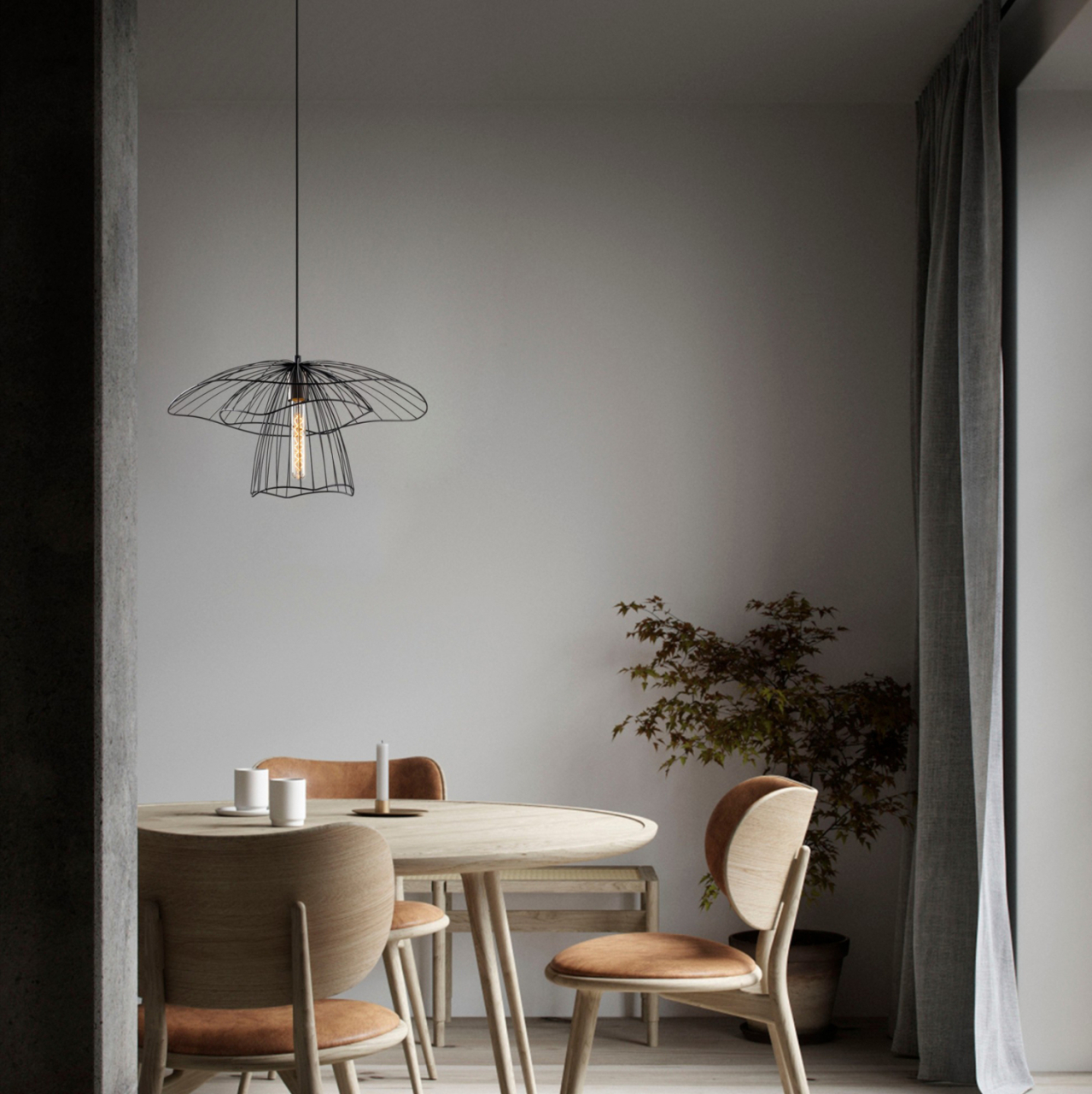 METALLIC PENDANT LIGHT IN BLACK HM7231 E27 Φ50x123 cm. [4]