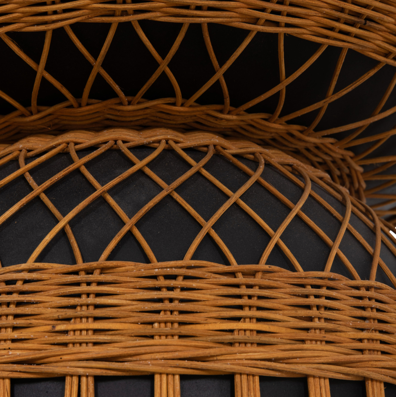 SIDE TABLE ROUND PRILEP HM18159.01 FIBER CEMENT IN BLACK and RATTAN--Φ60x76.5Hcm. [10]