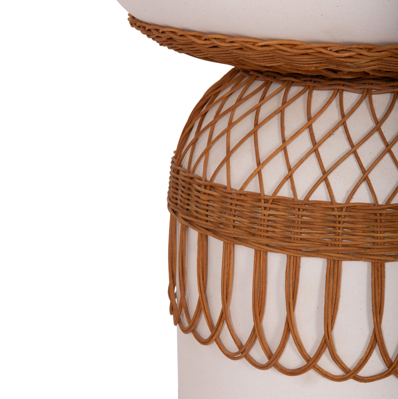 SIDE TABLE ROUND PRILEP HM18159.02 FIBER CEMENT IN WHITE and RATTAN--Φ60x76.5Hcm. [7]
