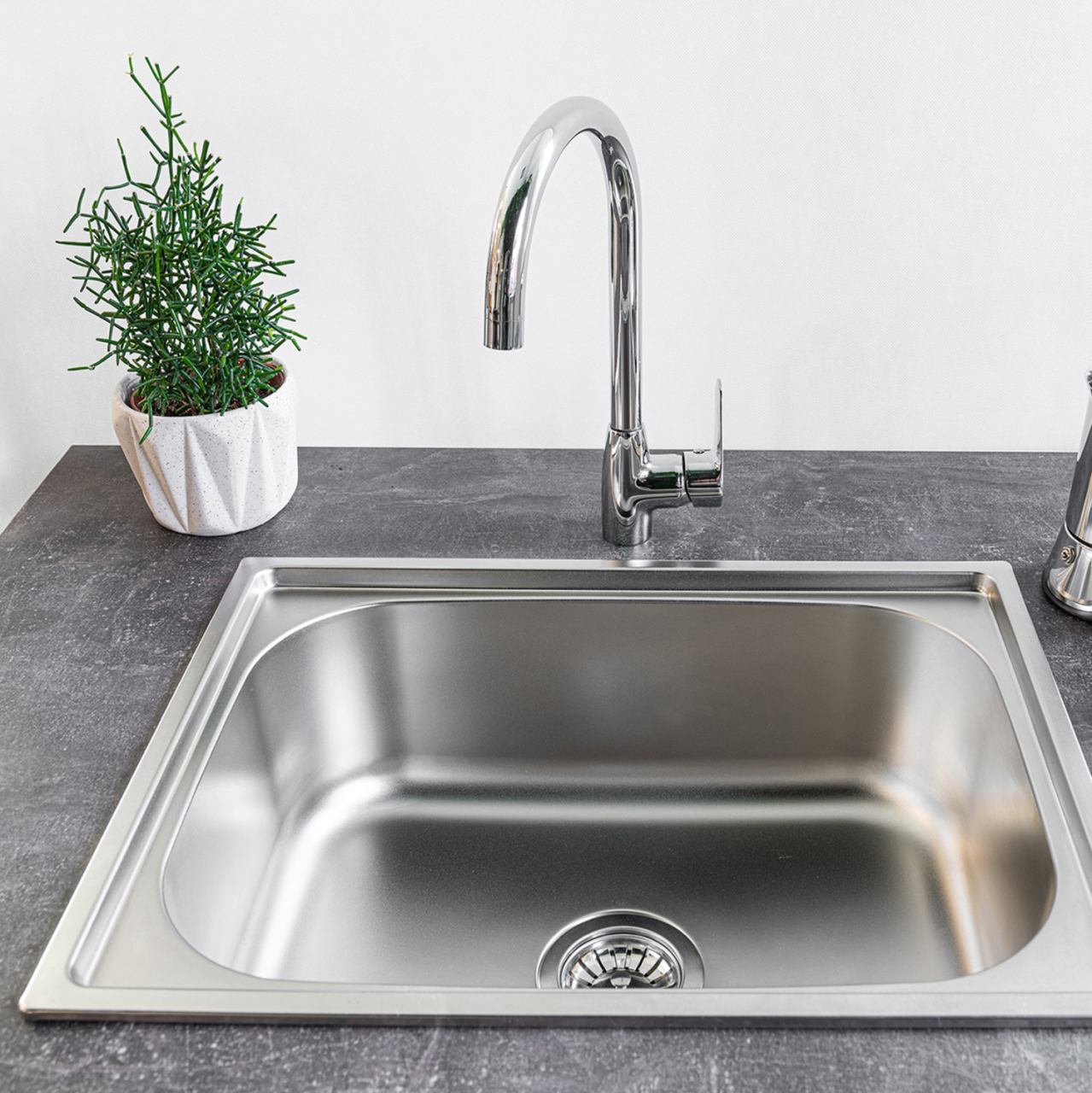 TALL FAUCET FOR KITCHEN COUNTERTOP HM4864 CHROMED-- 36.1Hcm [4]