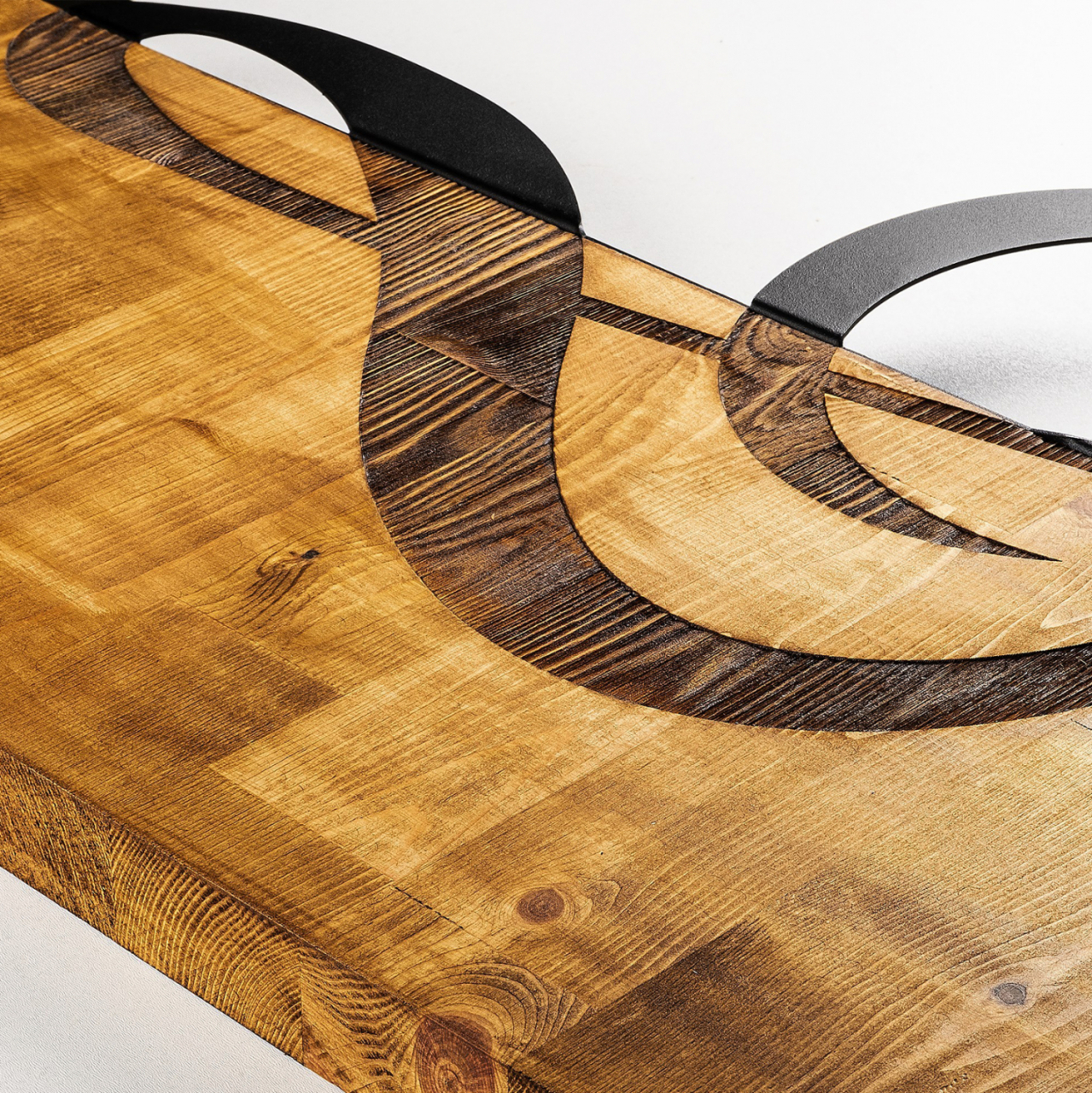 Wooden Wall Decoration with Black Metal Sol Key HM7222 39x58 cm. [3]