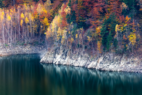 Tablouri canvas - Tablou canvas, Toamna pe lacul de la barajul Siriu, Buzau, 120x80 cm