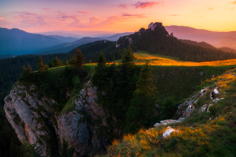 Peisaje autentice romanesti - Tablou canvas, Vedere spre Pietrele Doamnei din Muntii Rarau, 100x70 cm