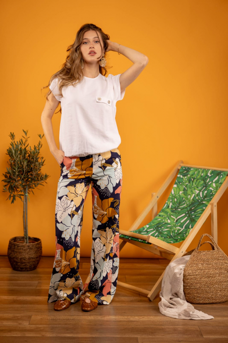 Pantaloni largi cu imprimeu floral [4]