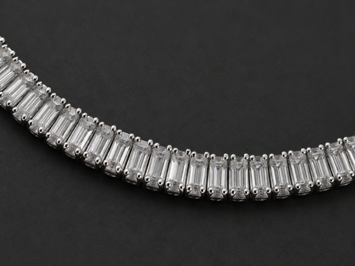 Bratara stil tennis din otel inoxidabil placat cu aur alb Majestic White Gold cu zirconii cubice dreptunghiulare si prelungire [2]
