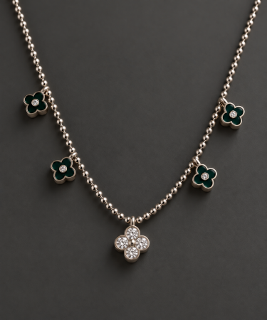 Coliere Argint - Colier din argint 925 Emerald Clover Necklace cu charmuri trifoi verde smarald - vedere frontală GB Signature