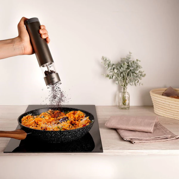 Rasnita electrica Orion pentru sare si piper, aluminiu, mecanism ceramic, 22.5 cm [2]