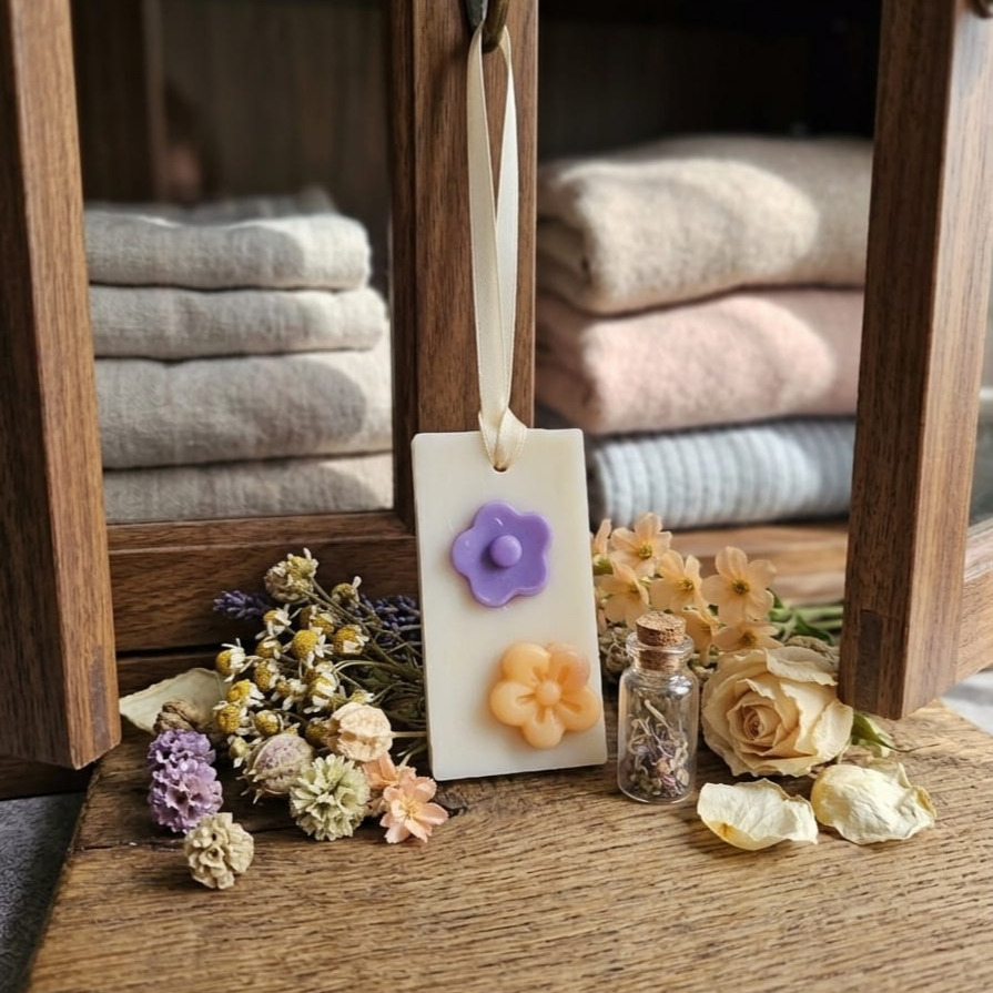 Odorizant Dulap/ Sertar/ Pantofar, GeRa Essence, Bouquet - Iasomie, Liliac, Bujor, Zambile, parfum floral, handmade, ceara parfumata, wax melts, ceara soia, 30g [3]