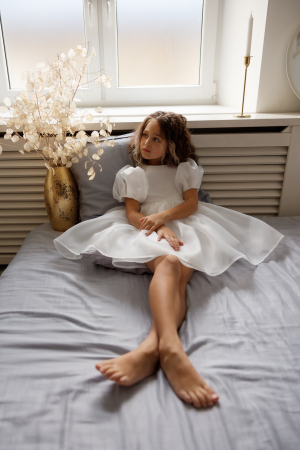 Fluffy dress white [1]