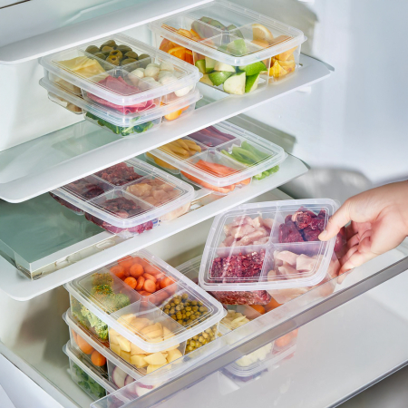 Set 4 cutii transparente, fiecare cu 4 compartimente pentru depozitare alimente in bucatarie, frigider, congelator, sau pentru pachet servici [3]