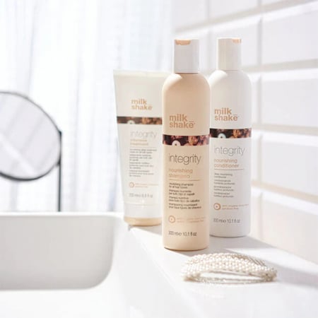 Milk Shake Integrity Nourishing Conditioner 1000ml [1]