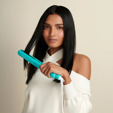 Moroccanoil Titanium Flat Iron [7]