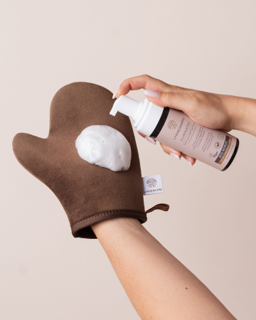 Selftanning Glove [1]