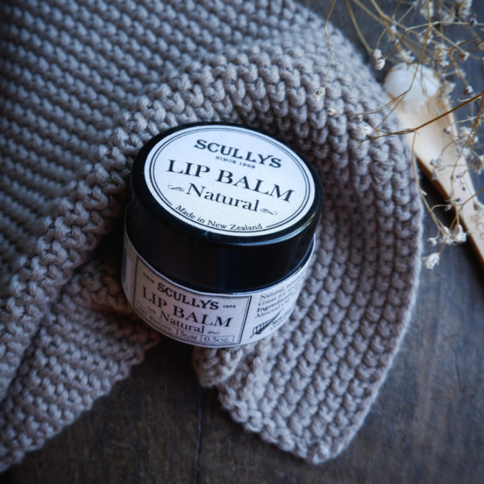 Balsam de Buze Natural cu Vanilie, Scullys, 15 g [3]