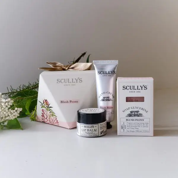 Cutie cu Diamante, Blush Peony, Scullys [2]