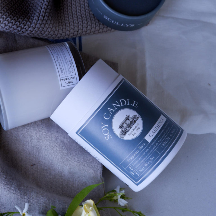 Lumânare din Soia Gardenia, Scullys, 180 g, 40h [2]