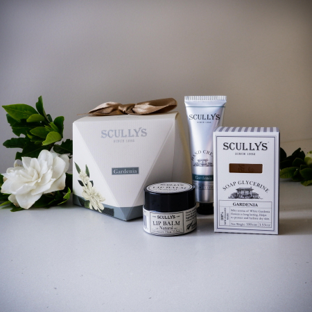 Cutie  Diamant, Gardenie, Scullys [1]