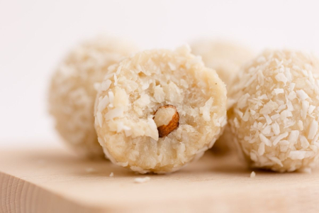 Bomboane raw vegane - fără gluten, fără zahăr adăugat - 660 gr - Deserturi sănătoase GoVeggie [5]