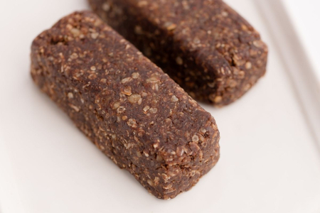 Pentru femei 40+ - Energy Bar raw vegan fără zahăr fără gluten 2 x 60 gr - Deserturi sănătoase GoVeggie