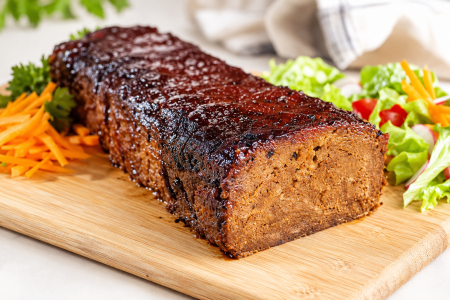 Pentru birou - Friptură vegană cu glazura de merisoare si sos de ciuperci 800 gr - La masăăă! GoVeggie