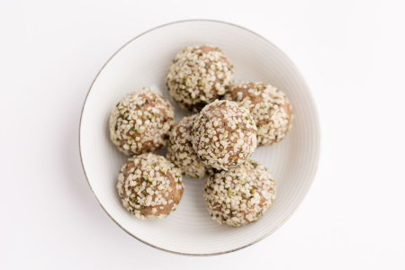 Pentru femei 40+ - Mama's Energy Bites boost adaptogen raw vegan fără zahăr fără gluten 4 x 25 gr - Deserturi sănătoase GoVeggie