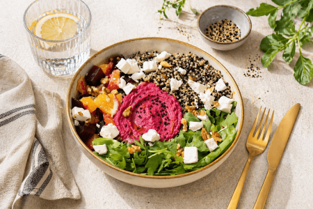 Pentru birou - Salată de quinoa cu sfeclă coaptă și portocale fără gluten 350 gr - 50% Reducere GoVeggie