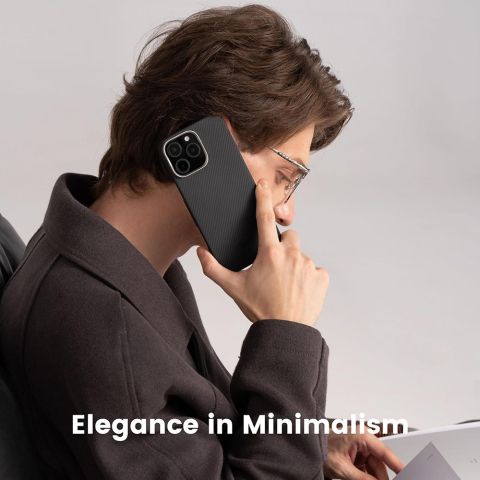 Husa tip Aramid Fiber MagSafe pentru iPhone 15, Black, Negru [3]