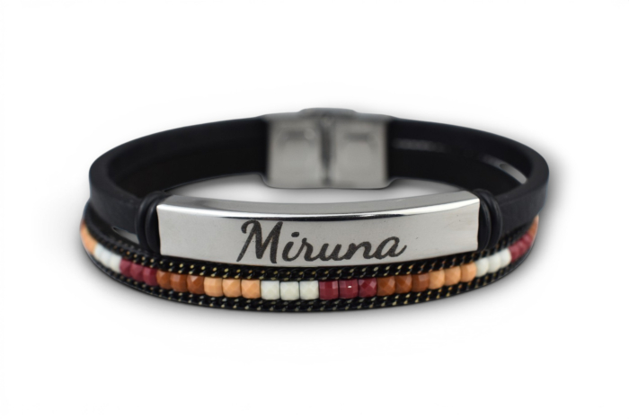 Brățară dublă cu mărgele decorative și plăcuță metalică – Personalizabil prin gravură - crem/maro [2]