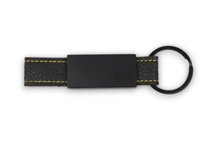 Breloc din piele ecologică și metal, cusătură galbenă – Personalizabil prin gravură [4]