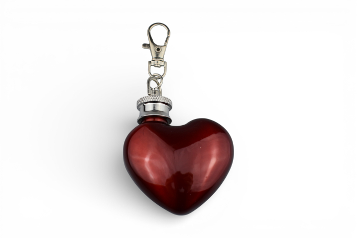 Breloc tip ploscă în formă de inimă – roșu lucios [3]