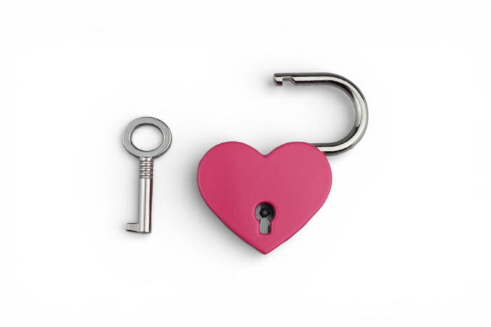 Lacăt inimă personalizabil roz inchis – cadou pentru cupluri [2]